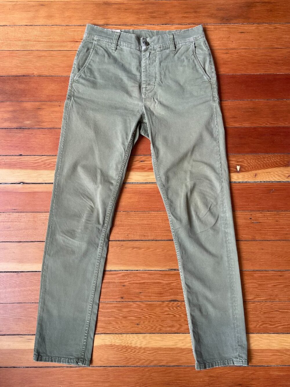 Nudie Jeans Co. Easy Alvin Chino